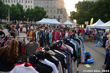 Náměstí Míru ovládl dobročinný bazar